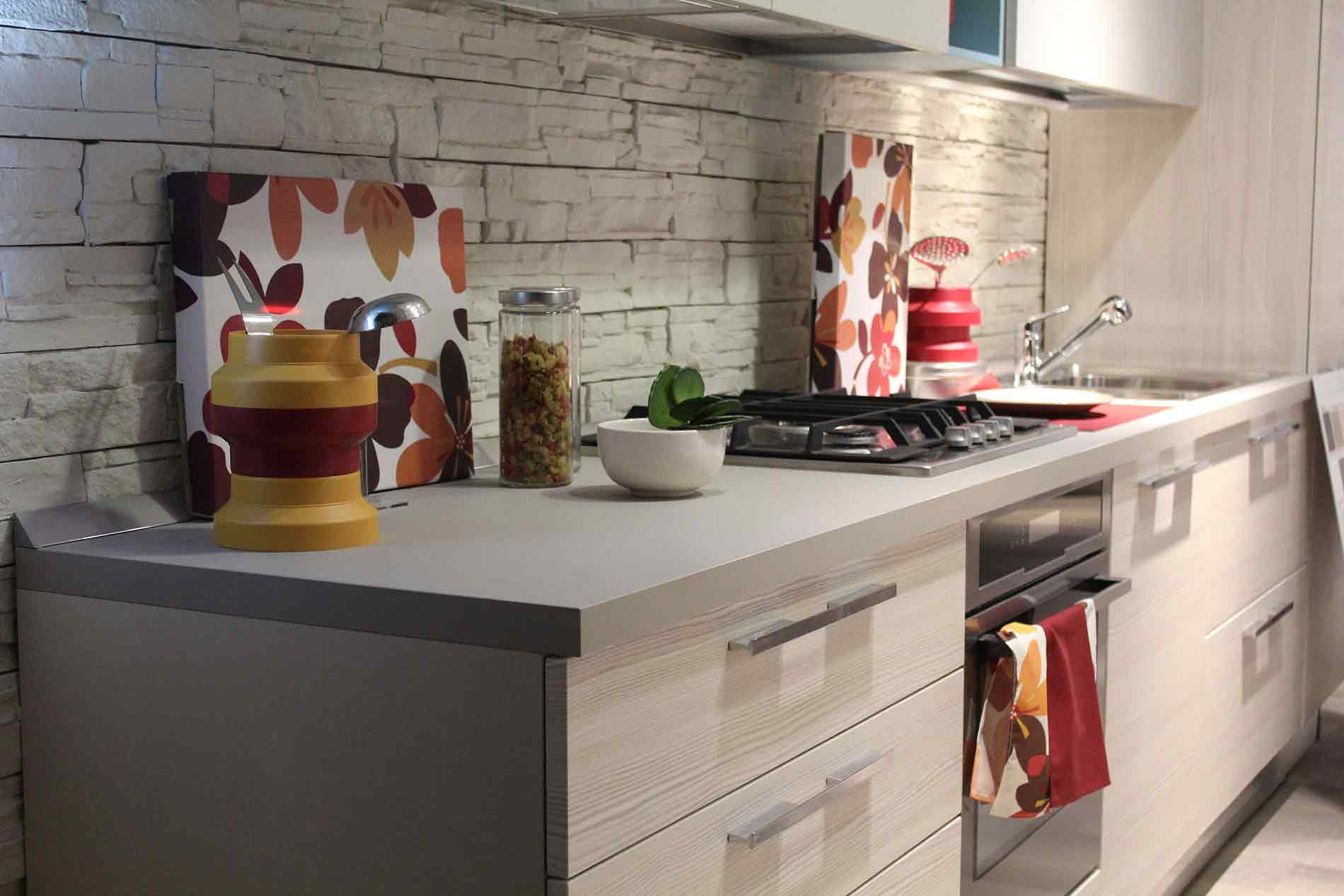 modern kitchen with neutral backsplash